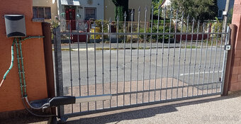 Prodám vjezdová vrata - 10