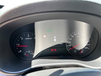 Kia sportage 1.7 crdi - 10