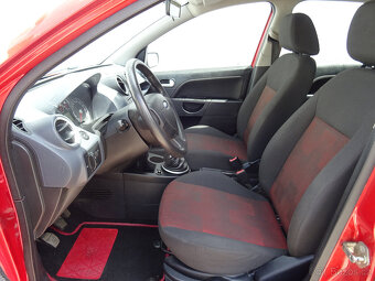 Ford Fiesta 1.3i,tažné zařízení,el.okna,auto do práce. - 10