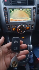 PRODÁM TOYOTA COROLLA VERSO, DIESEL AUTOMAT 1 MAJITEL - 10