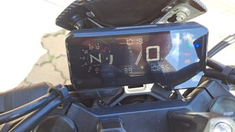 Zánovní Honda CB 650R, sleva 45.000Kč - 10