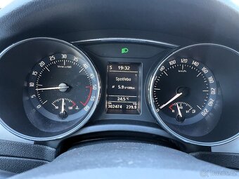 Škoda Superb 2.0 TDI 103KW ČR - 10