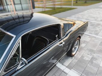 Ford Mustang 289 V8 FASTBACK - 10