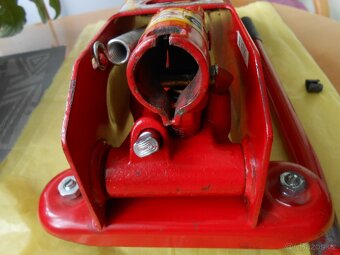 2x zvedák hydraulický 2T - min.130mm - max.345mm - zachovalý - 10