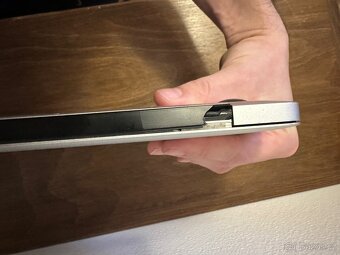 Apple MacBook Air 2017 13.3” i5 1.8/8GB/128GB + Magic Mouse - 10