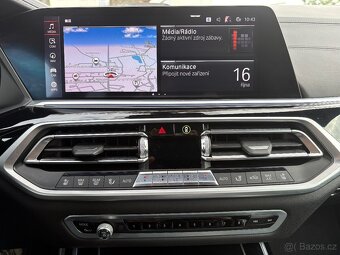BMW X7 3.0 M50d DPH, 7MÍST, MAX VÝBAVA - 10
