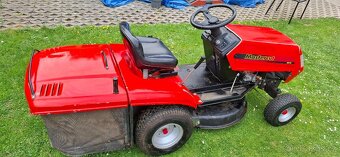 Zahradní traktůrek MTD - 10