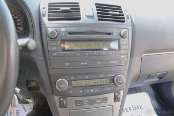 Toyota Avensis - 10