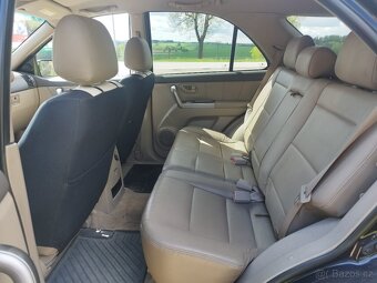Kia Sorento 2.5 CRDi 4x4 - 10