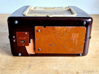 Rádio Tesly Rekreant, typ 3103AB, nefunkční, na ND - 10