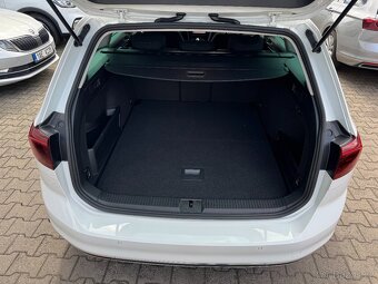 VW Passat B8 GTE 1.4 TSI 150kW DSG Tažné Virtual Navi Kamera - 10
