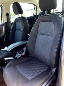 Citroen C-ELYSEE 1.2VTi + EXKLUSIVE VÝBAVA + Serviska - 10