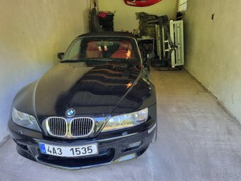 BMW Z4 2,2i - 10