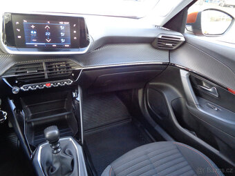 PEUGEOT 2008 1.2 PT KOUPENO ČR,1.MAJITEL,SERVISKA - 10