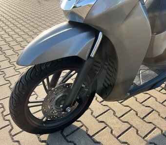 Honda SH 300 r.v.2020 - 10