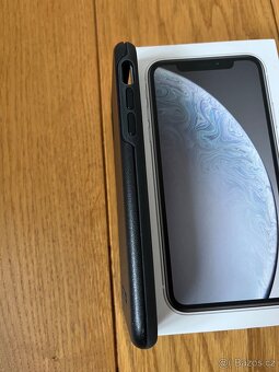iPhone XR 256 GB - 10