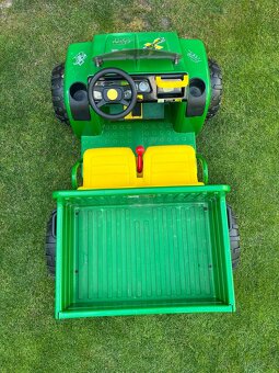 John Deere Gator - 10
