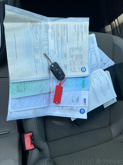 VW Golf 6 1.2 TSI 77kw,2.maj.naj 129 tis km,serviska. - 10