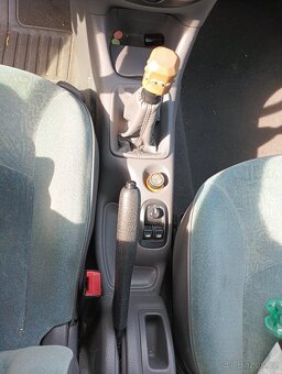 Peugeot 206 1.4i - 10