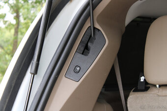 Chrysler Town & Country 3.6L V6 / LPG / 7MÍST / 211kW - 10