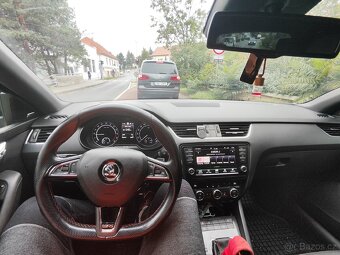Škoda Octavia VRS III - 10