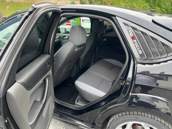 FORD FOCUS ST 2,5 i 166 Kw BLACK EDITION - 10