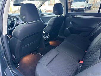 Škoda Superb 2.0 TDI 110kW DSG, rok 5/2016, servis Škoda - 10