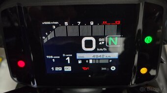 Yamaha MT-09 SP, r.v. 2023 - zánovní stav - 10