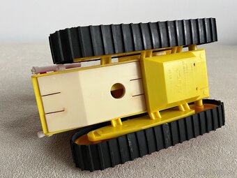 Retro hračky / Pásový buldozer FIAT BD 20 - ITAS (r.1981) - 10
