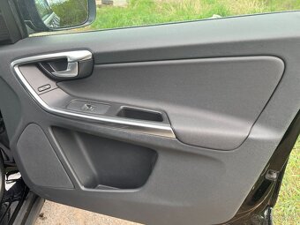 VOLVO XC60 2.4 D, D3/D4 AWD, 120kW, r. v. 2013 - 10