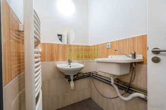 Prodej obchodního prostoru s výlohou 39m2, Plzeňská ulice - - 10