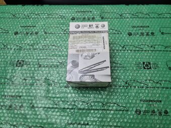 rukojeť řadící páky Škoda Superb II - 10