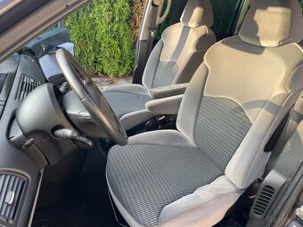 Citroen C8 2.0HDi automat 120kW - 10
