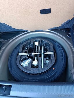 Prodám Fabia Edice 100 Style 1,0 TSI 70 kw - 10