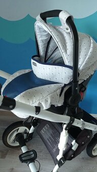 Kočárek Ottis trojkombinace - 10