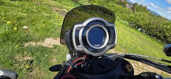 Triumph scrambler 1200 XE r.v.2020 - 10