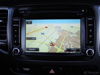 Kia Carens 1.7CRDi FIFA WORLD CUP-7 MÍST - 10