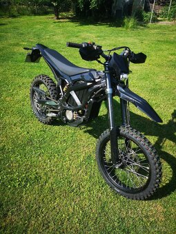 Sur-ron Ultra Bee 1887km, zánovní elektrické enduro. - 10