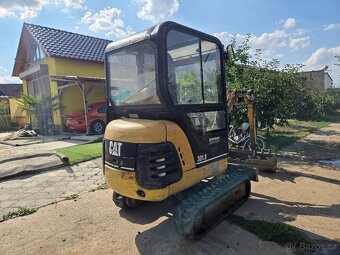 Caterpillar 301.8 najeto 5100mth.Roztahovací - 10