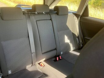 Toyota Auris - 10