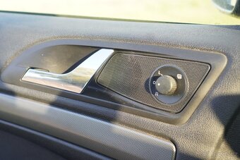 Prodám vozidlo Škoda Octavia 2 Combi 1.9Tdi 77kw. - 10