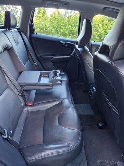 Volvo XC60 2.4 140 Kw - 4x4 / 2015 / - 10