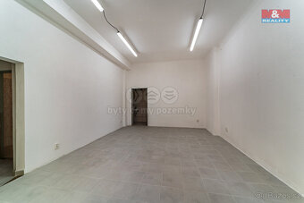 Pronájem obchod a služby,76 m², Mariánské Lázně,Hlavní třída - 10