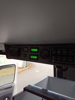 Obytna dodavka iveco daily - 10