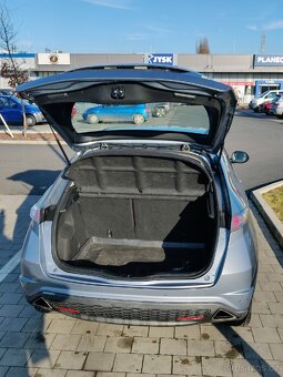 Honda Civic 1.8 - 10