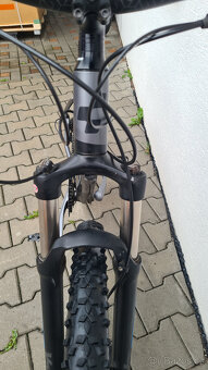 CUBE Analog 29, Hydraulické brzdy, Shimano Deore, Rám 17 - 10