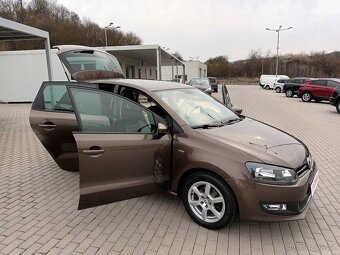 Volkswagen Polo 1,2 TSI TREND,SERVISKA,VÝHŘEV - 10