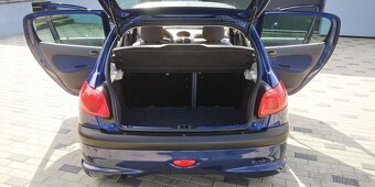 Peugeot 206 1,1i - 44kw. COLORL - STK do 5/2027 - 60 700km - 10