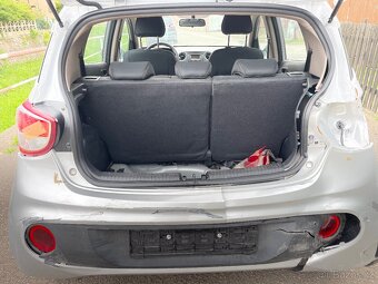 Hyundai i10 1.0 havarované 11tis. km - 10