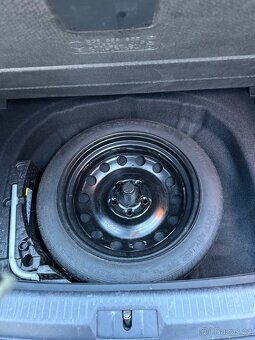 VW Golf 7 2.0 tdi 110kw manuál - 10